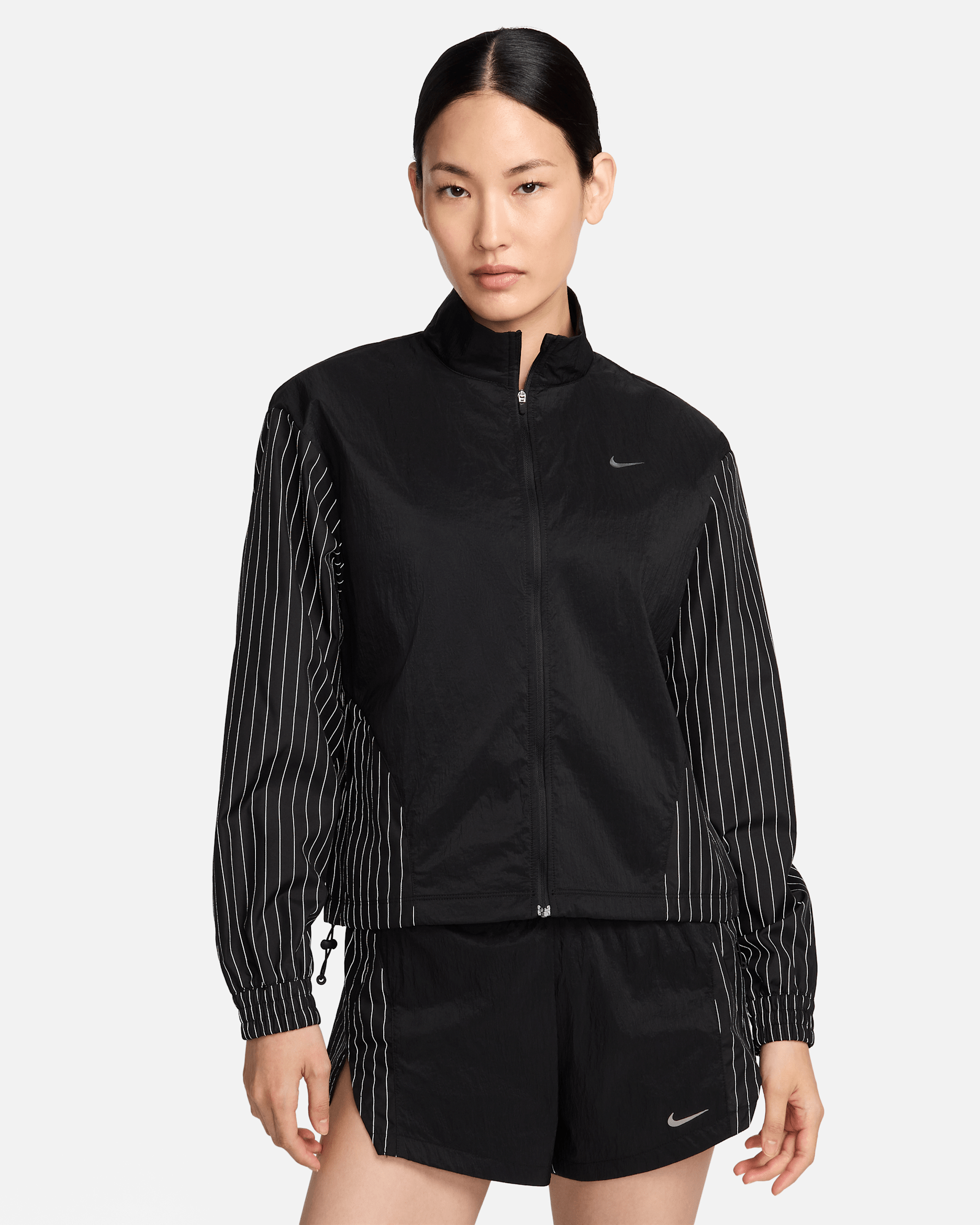 Nike Running Division ジャケット L 黒 Nike Running Division Women's Running Jacket. Nike JP